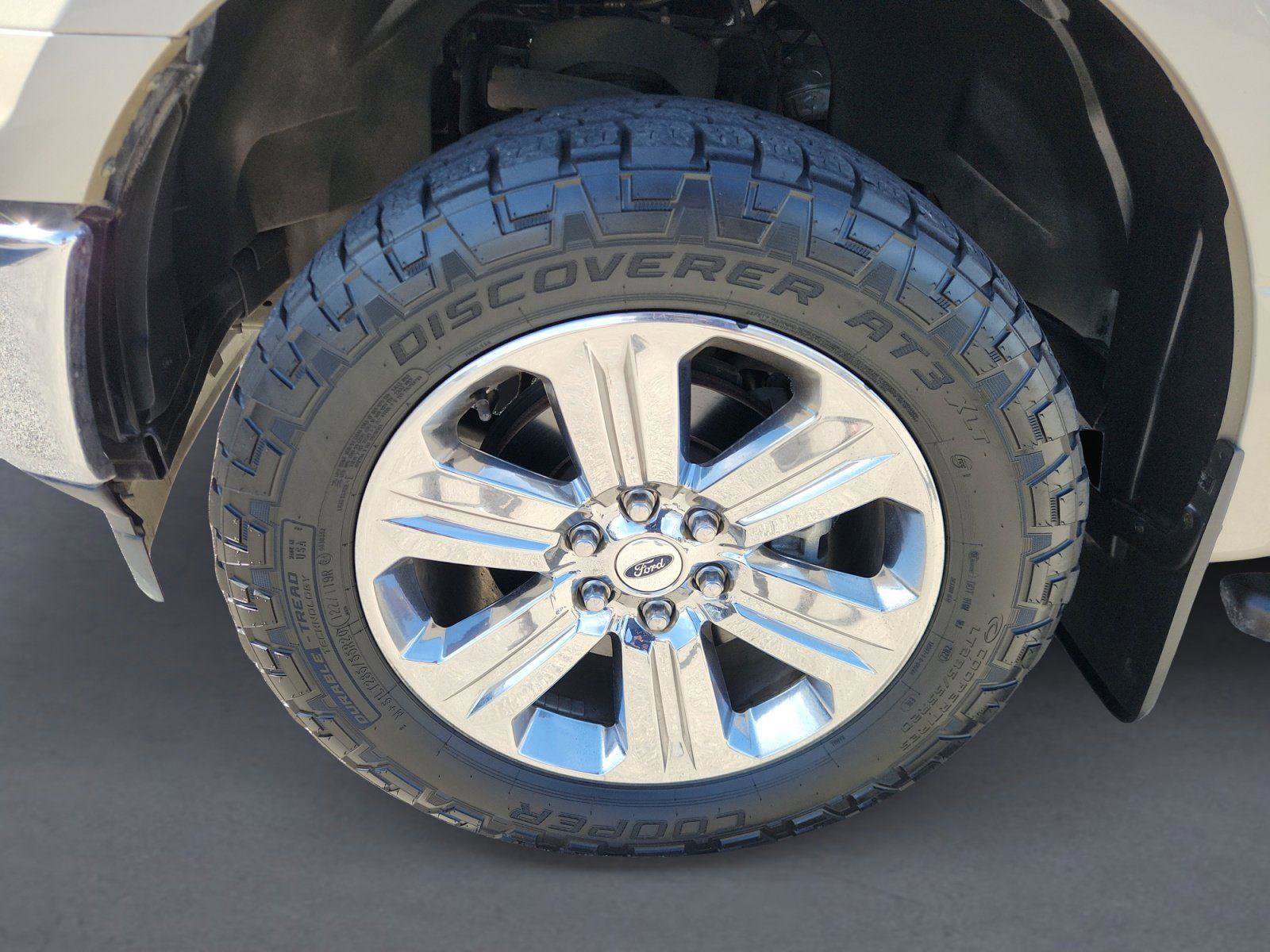 Used 2018 Ford F150 XLT w/ Equipment Group 302A Luxury image 9