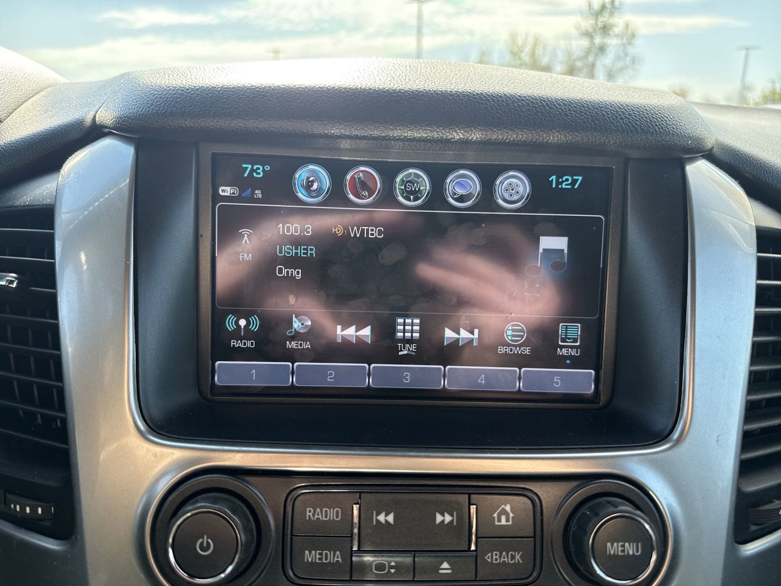 Used 2019 Chevrolet Suburban Premier AWD/4WD image 18