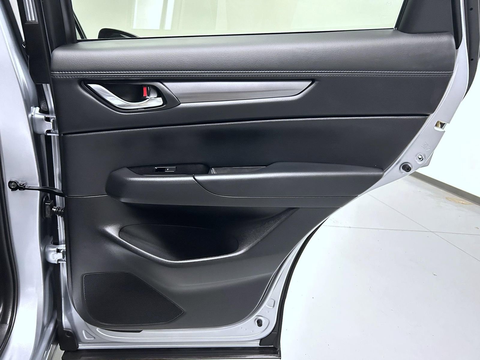 Used 2022 MAZDA CX-5 AWD 2.5 S w/ Preferred Package image 17