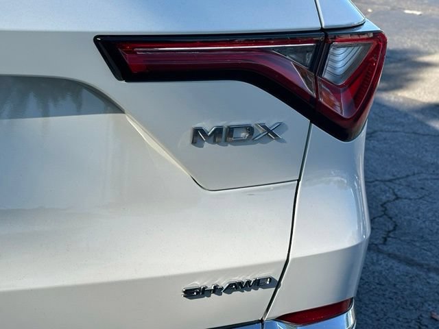 Used 2022 Acura MDX w/ Technology Package AWD/4WD image 13