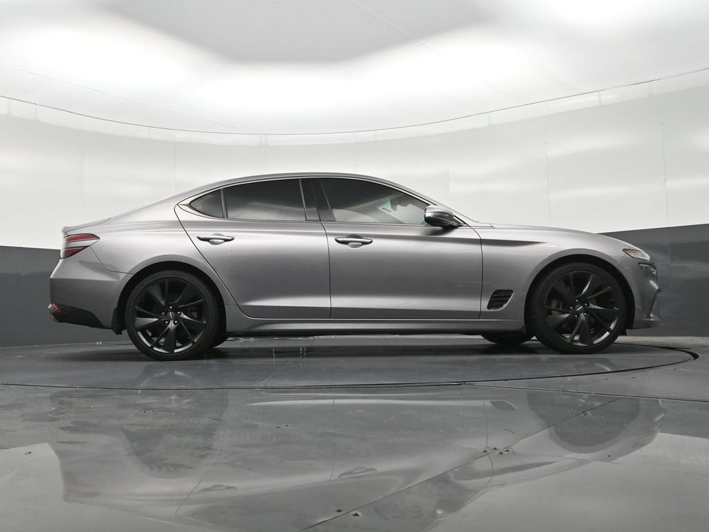 Used 2023 Genesis G70 2.0T w/ Sport Prestige Package RWD image 28