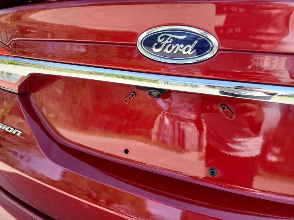 Used 2017 Ford Fusion Titanium image 6