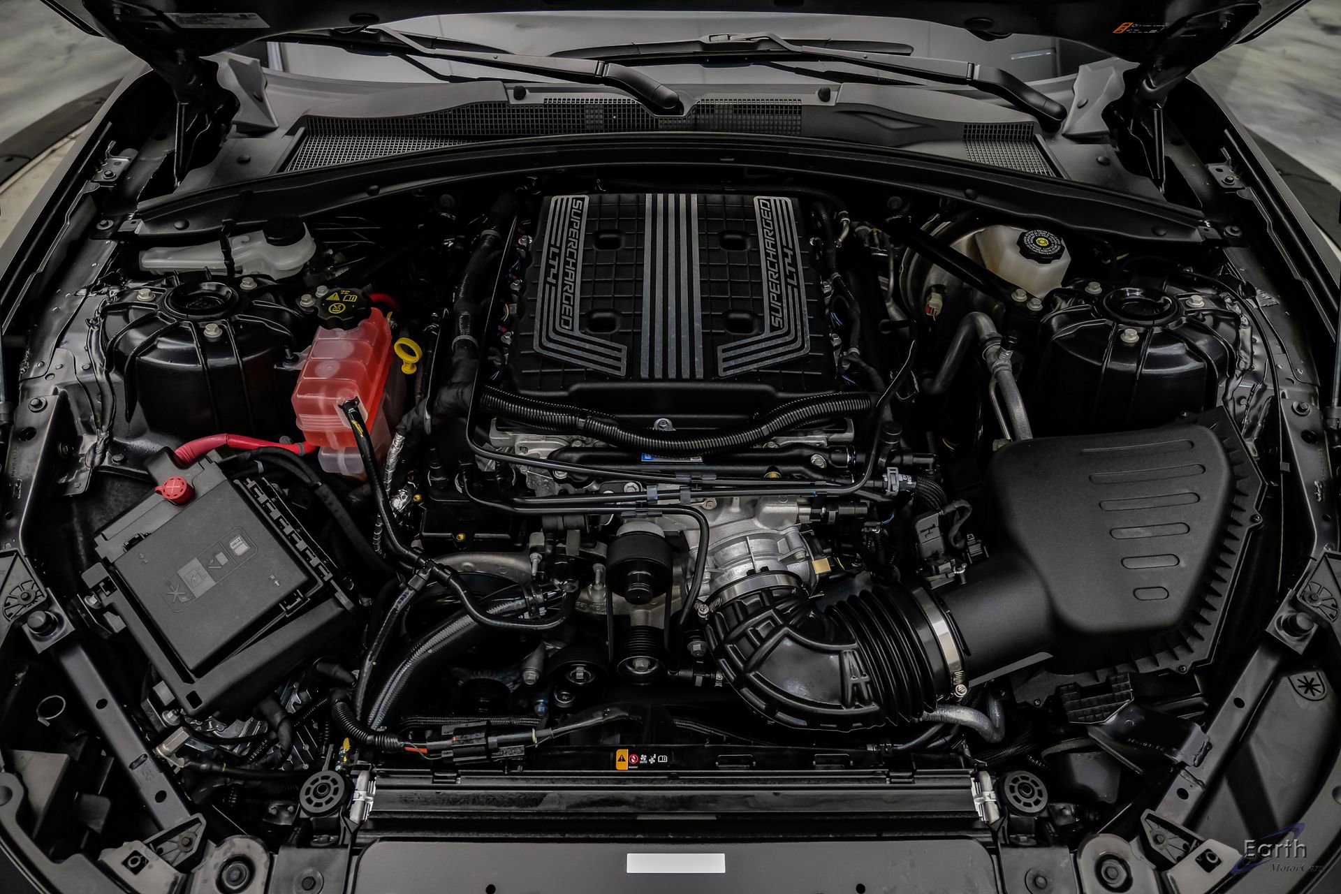 Used 2024 Chevrolet Camaro ZL1 RWD image 2