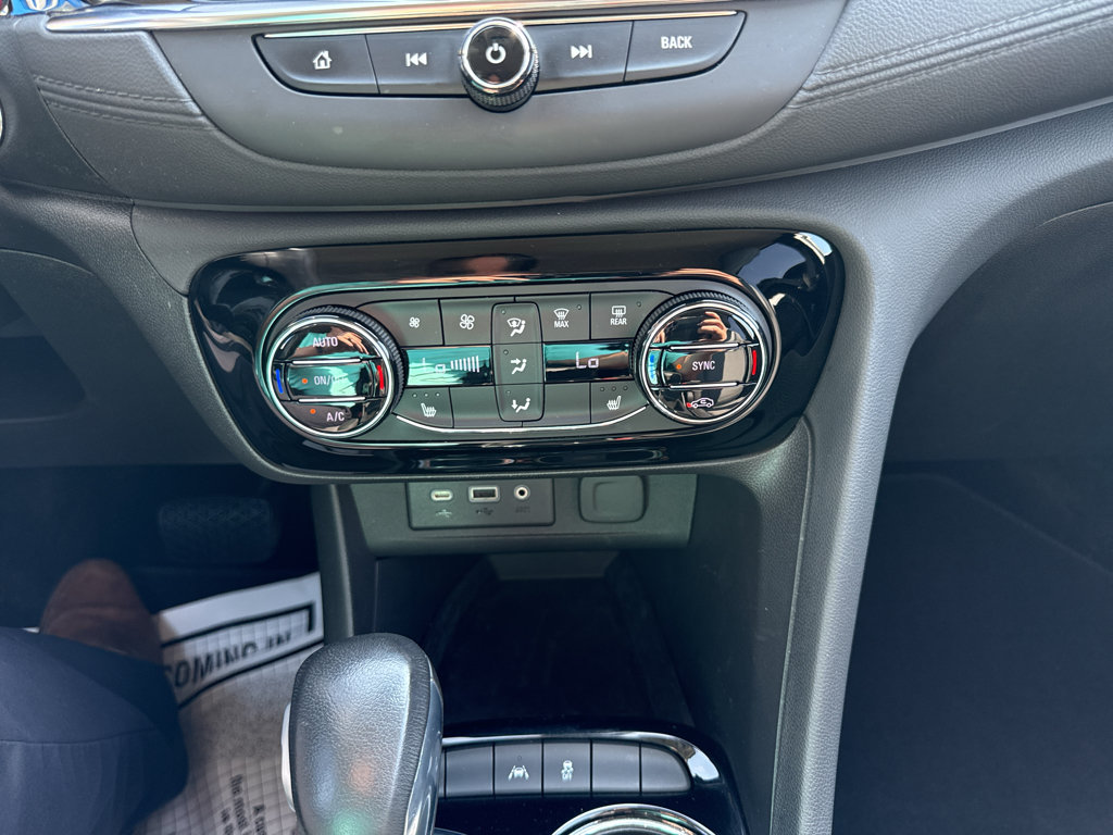 Used 2023 Buick Encore GX Select FWD image 18