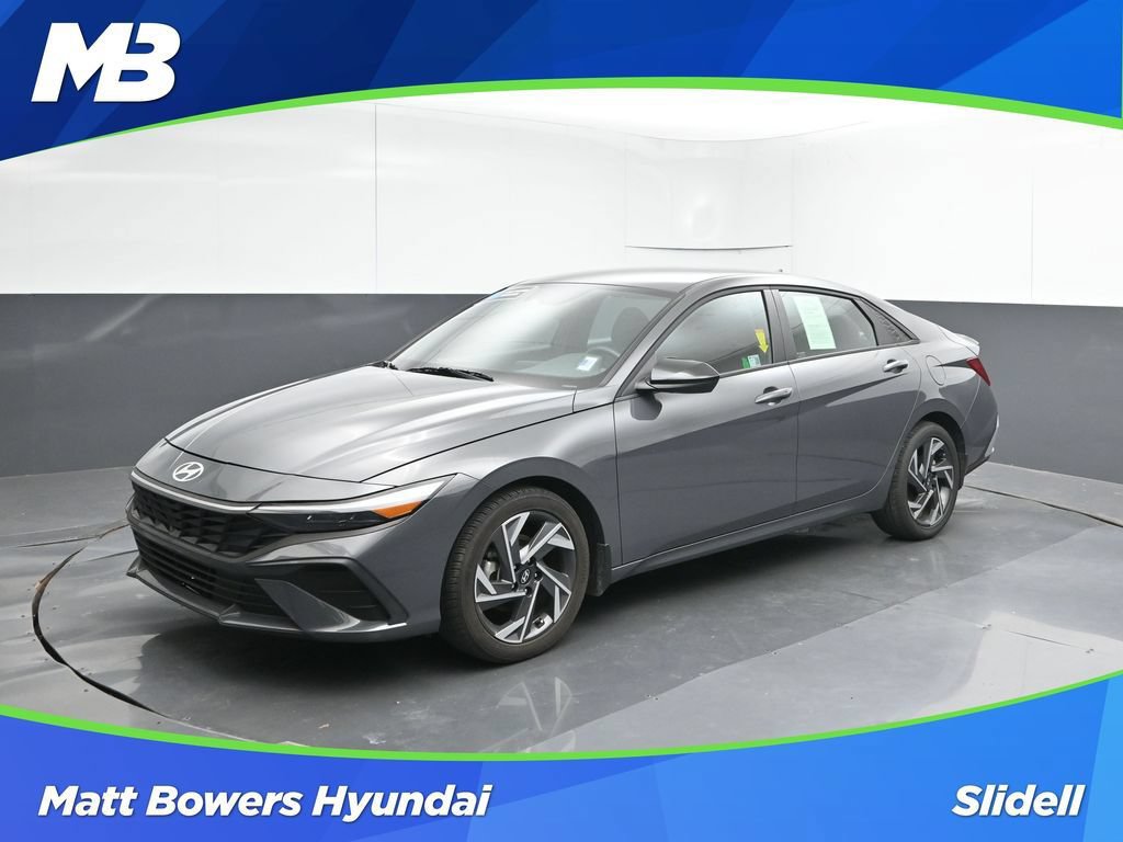 Certified 2025 Hyundai Elantra Sport FWD image 1