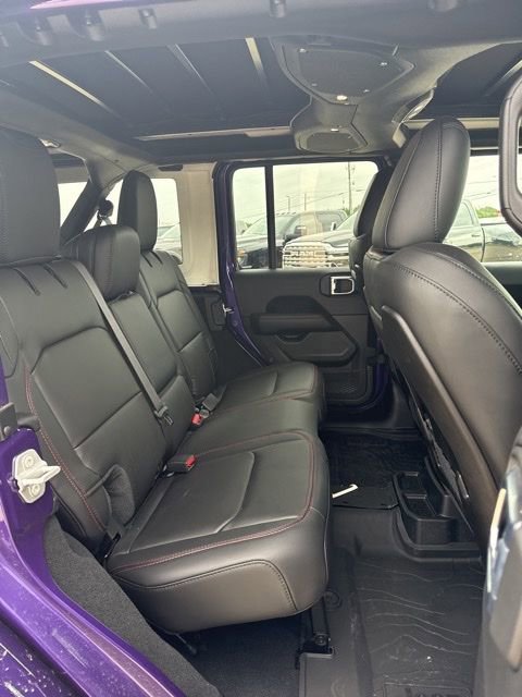 Used 2026 Jeep Wrangler Unlimited Rubicon AWD/4WD image 19