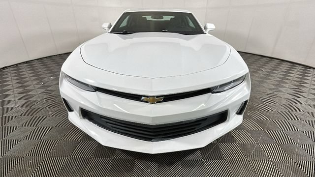 Used 2016 Chevrolet Camaro LT RWD image 7