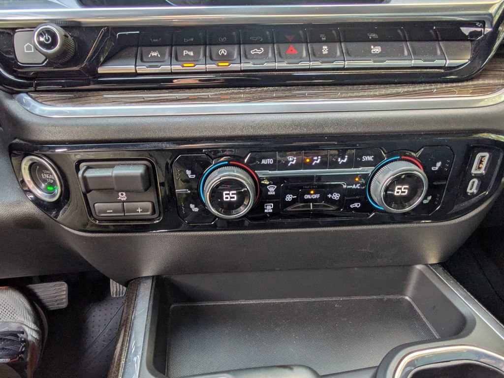 Used 2024 Chevrolet Silverado 1500 RST w/ Dark Appearance Package image 24