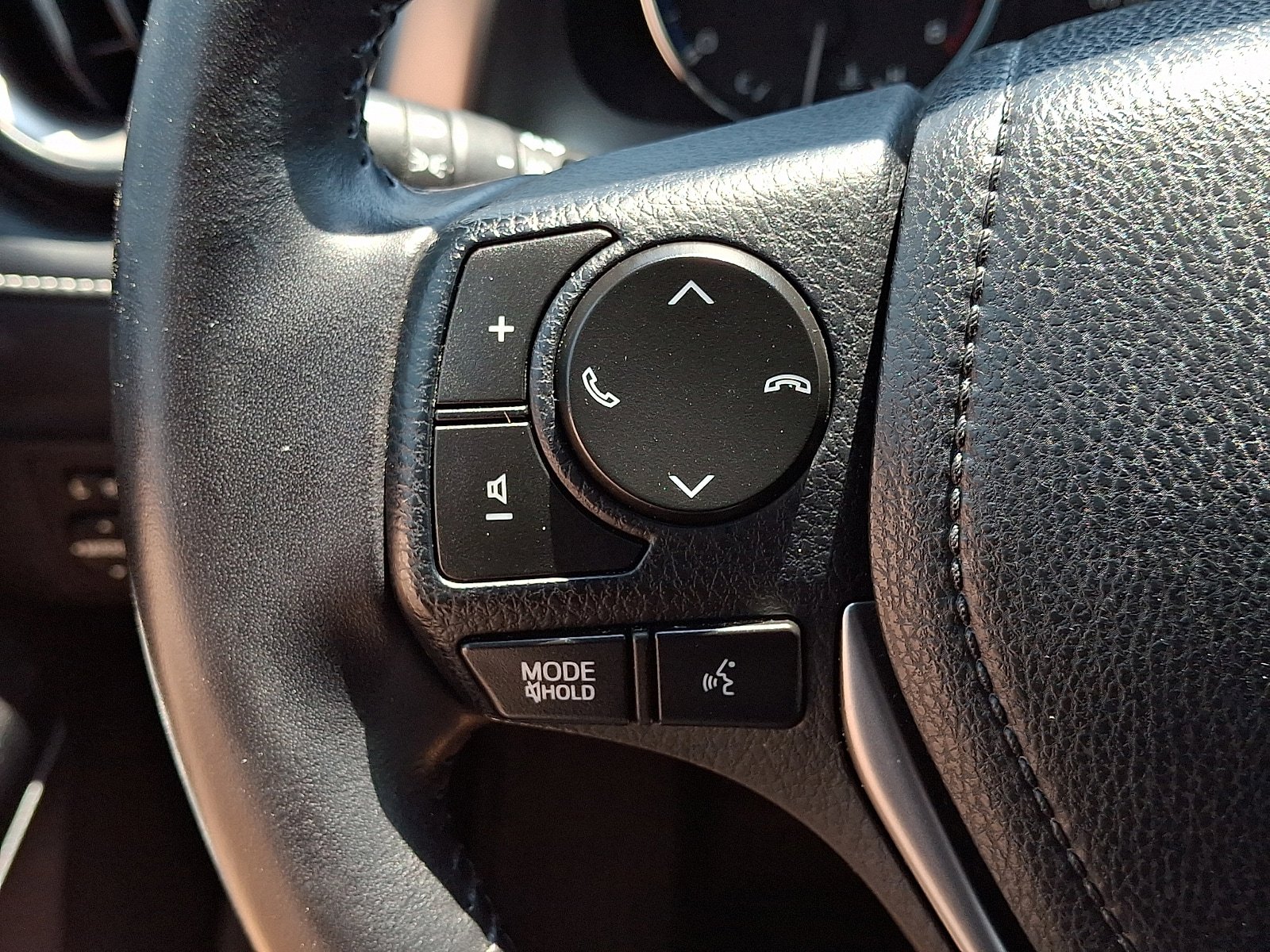 Used 2016 Toyota RAV4 Limited AWD/4WD image 22