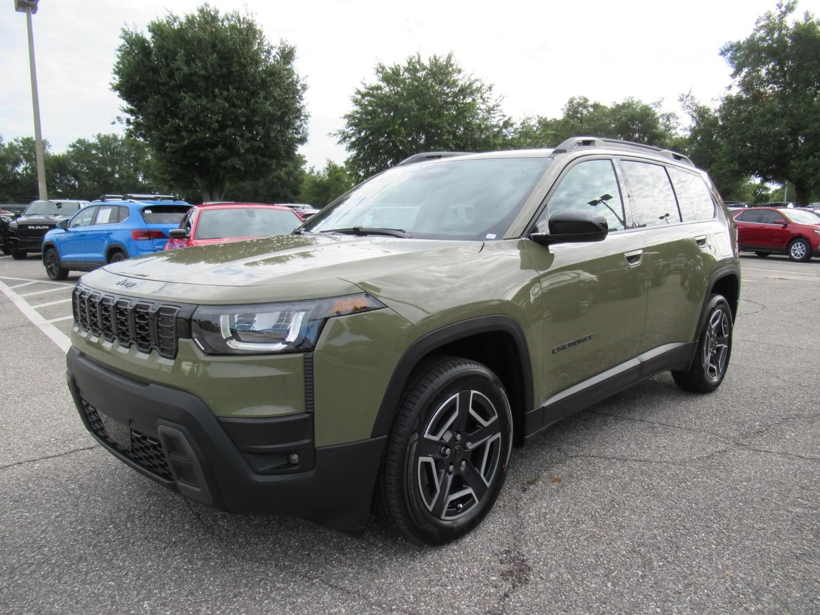 New 2026 Jeep Cherokee Laredo AWD/4WD image 3