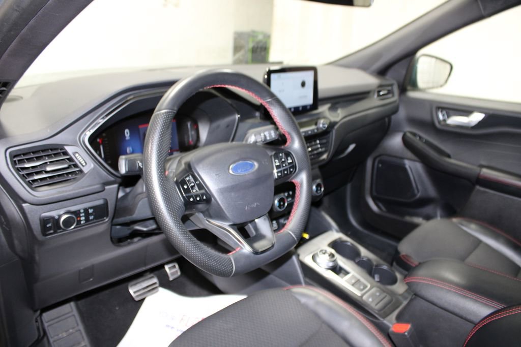 Used 2024 Ford Escape ST-Line image 16