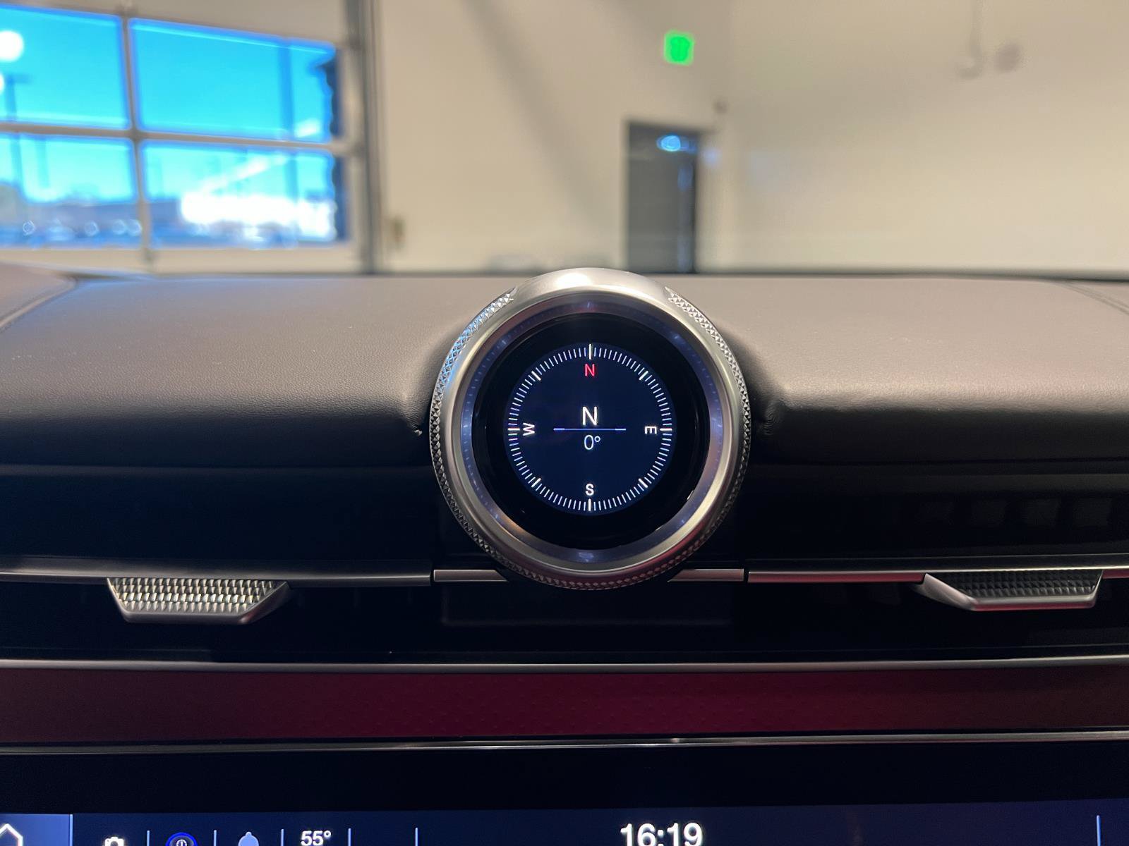 Used 2024 Maserati Grecale Trofeo AWD/4WD image 18