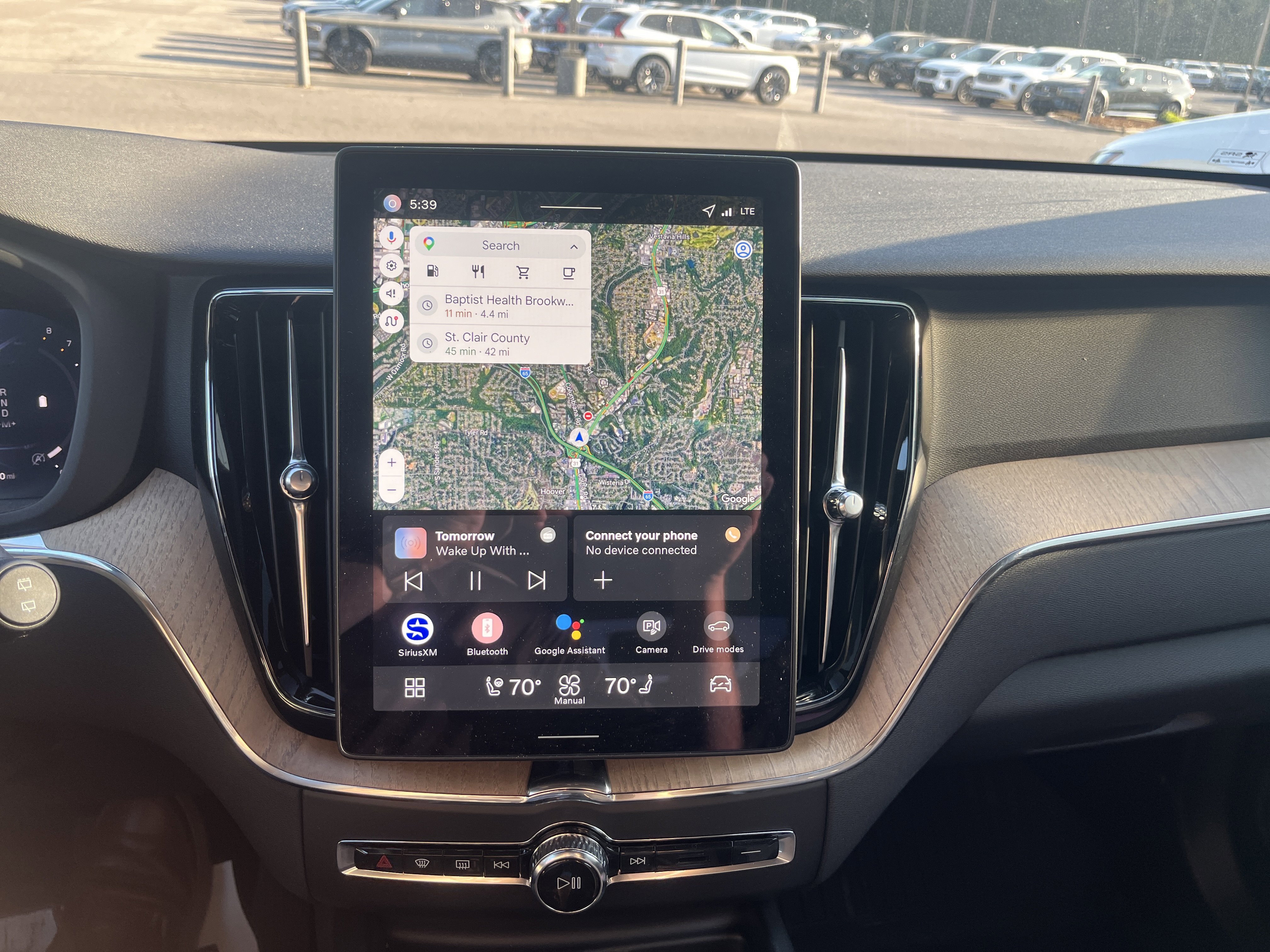 New 2026 Volvo XC60 B5 Plus w/ Protection Package Premier image 17