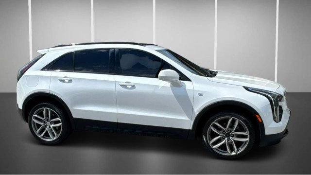 Used 2019 Cadillac XT4 Sport AWD/4WD image 2