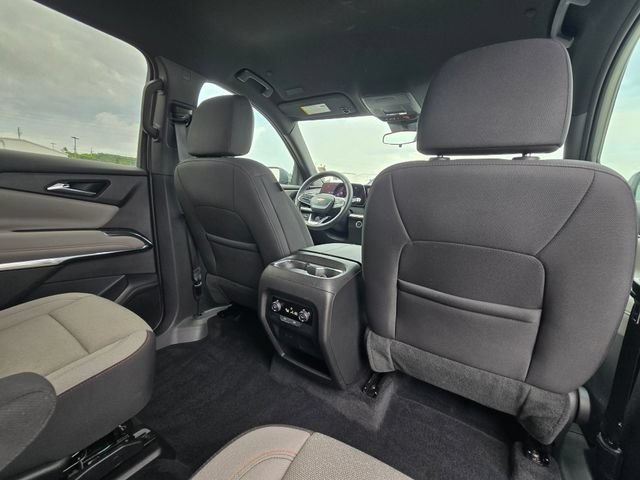 Used 2025 Chevrolet Traverse LT w/ LPO, Floor Liner Package FWD image 16