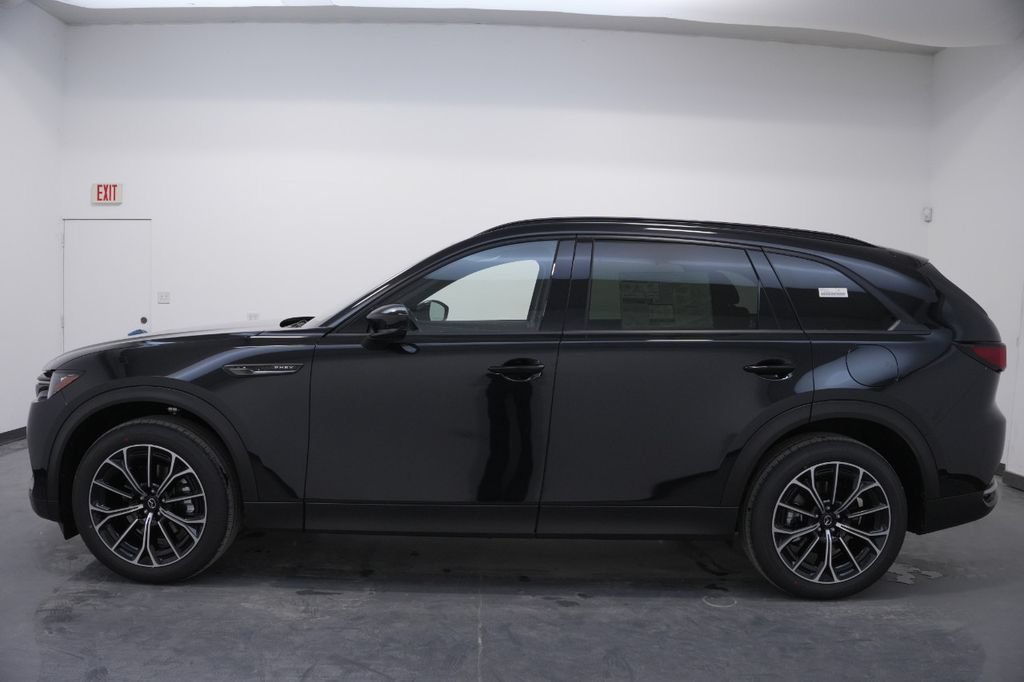 New 2025 MAZDA CX-70 Plug-In Hybrid w/ Premium Plus AWD/4WD image 17