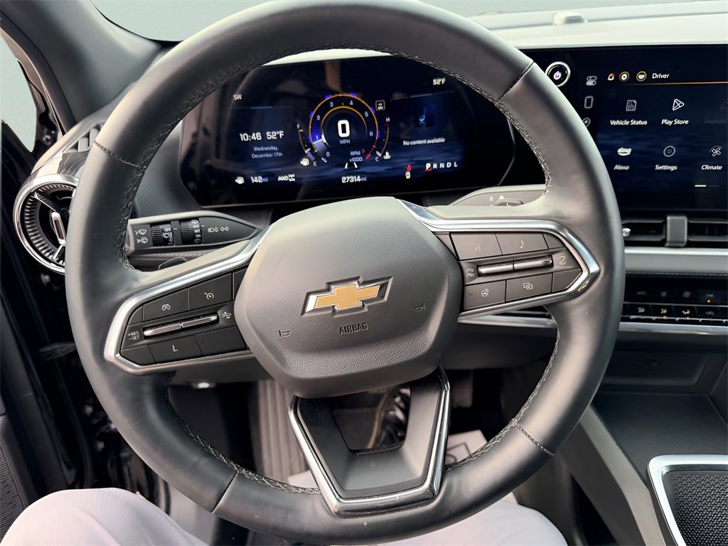 Used 2025 Chevrolet Equinox LT w/ Convenience Package II image 14