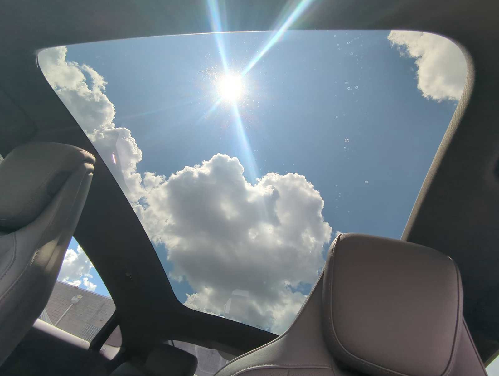 Used 2025 Porsche Taycan 4S image 19