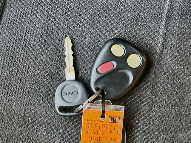 Used 2007 GMC Envoy SLE AWD/4WD image 11
