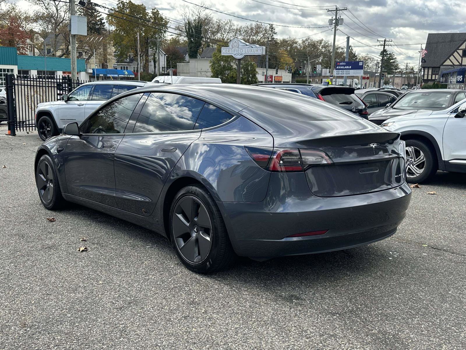 Used 2022 Tesla Model 3 Long Range image 5