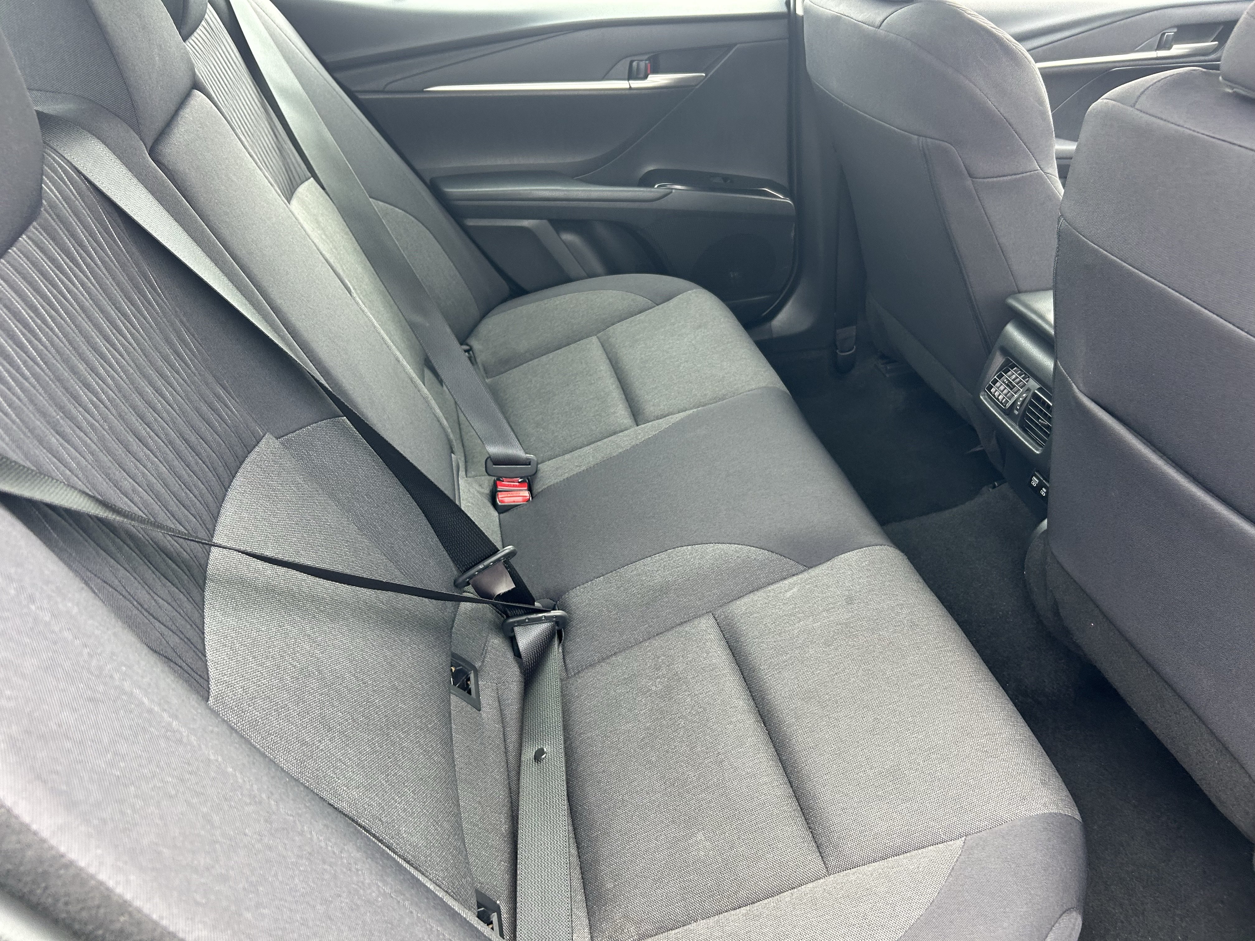 Used 2025 Toyota Camry LE FWD image 13