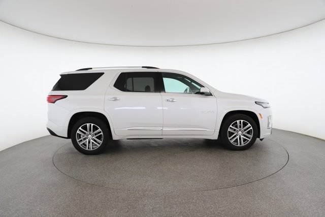 Used 2024 Chevrolet Traverse High Country image 22