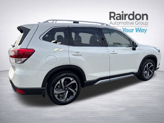 Used 2022 Subaru Forester Touring AWD/4WD image 7