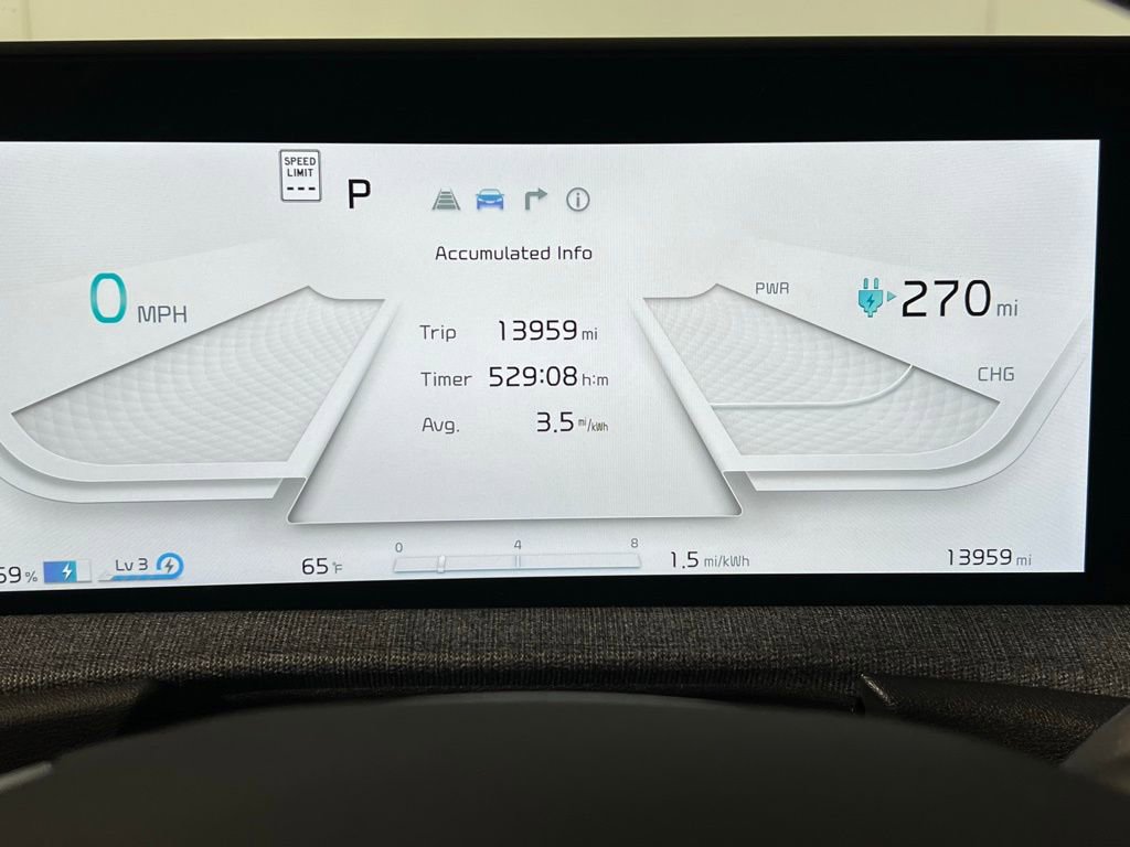 Used 2024 Kia EV6 Light image 18