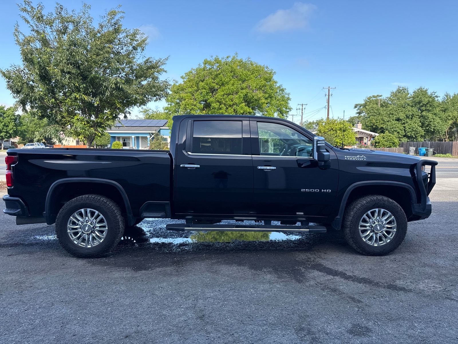 Used 2020 Chevrolet Silverado 2500 High Country w/ Z71 Off-Road Package image 6