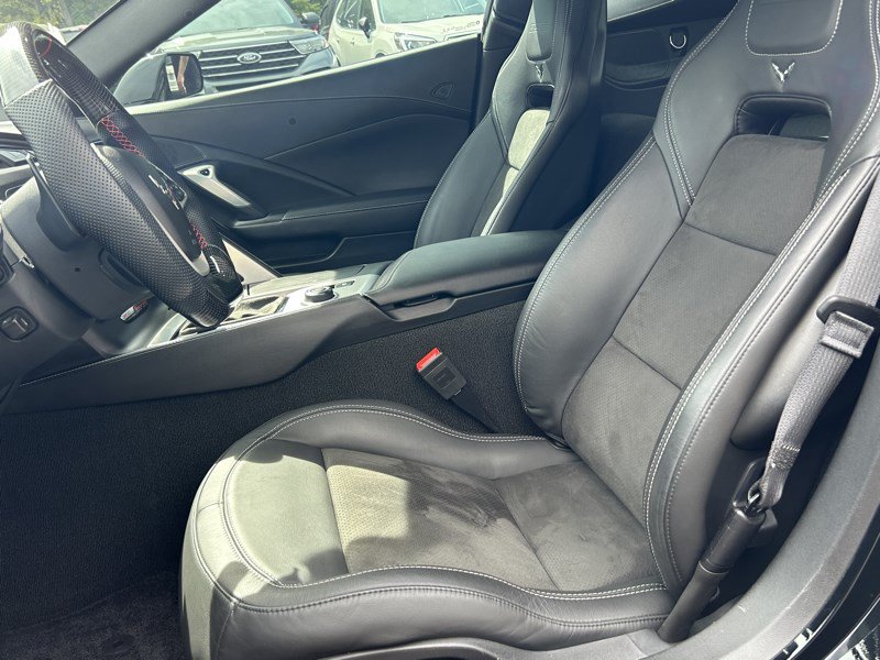 Used 2018 Chevrolet Corvette Z06 RWD image 36