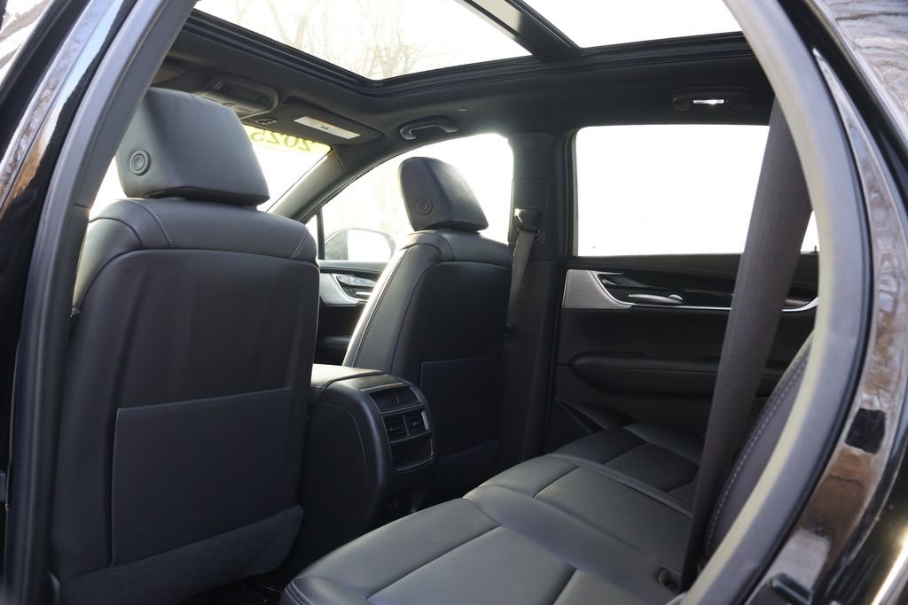 Used 2025 Cadillac XT5 Premium Luxury image 47