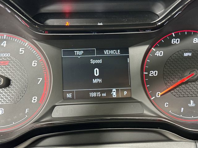 Used 2025 Chevrolet Trax RS w/ Sunroof Package image 18