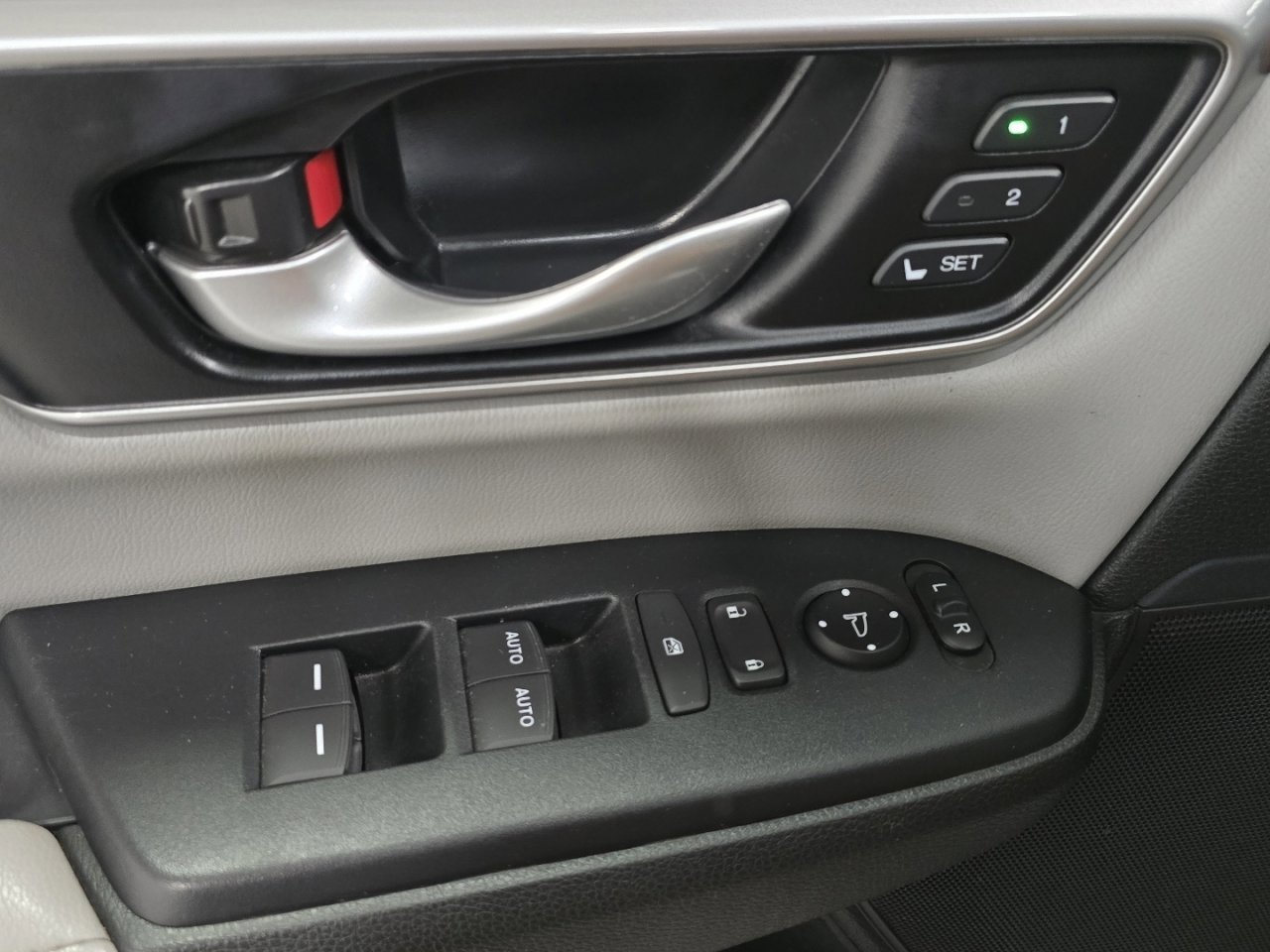 Used 2022 Honda CR-V EX-L image 25