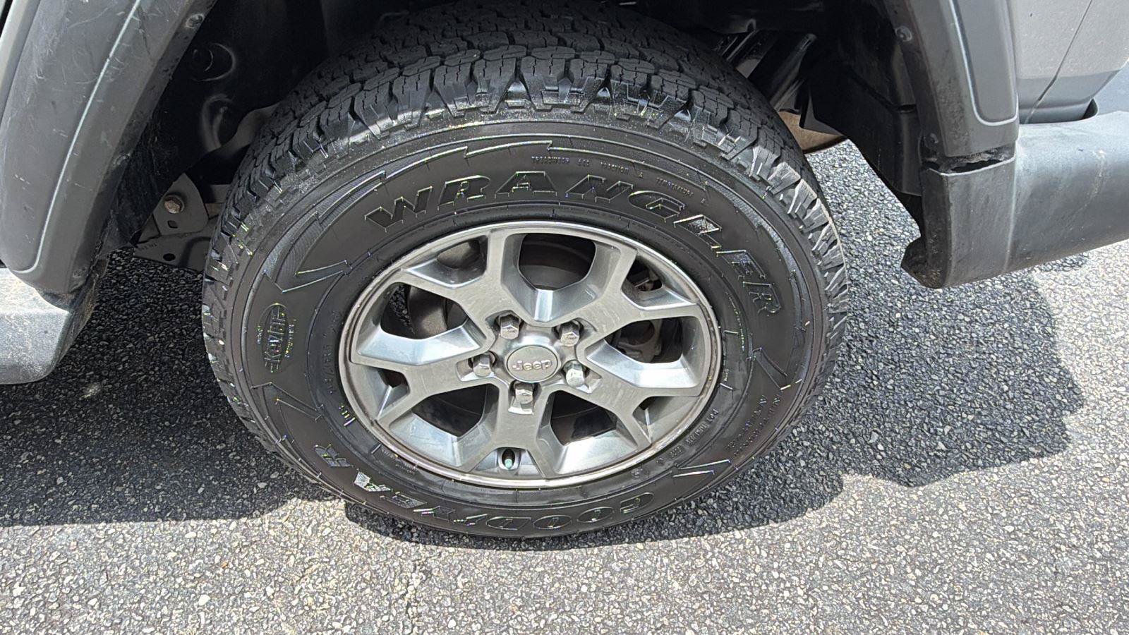 Used 2020 Jeep Wrangler Unlimited Sport AWD/4WD image 30