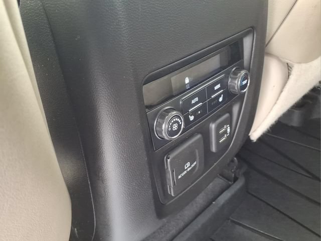 Used 2020 Buick Enclave Premium w/ Sun and Sites Package FWD image 19