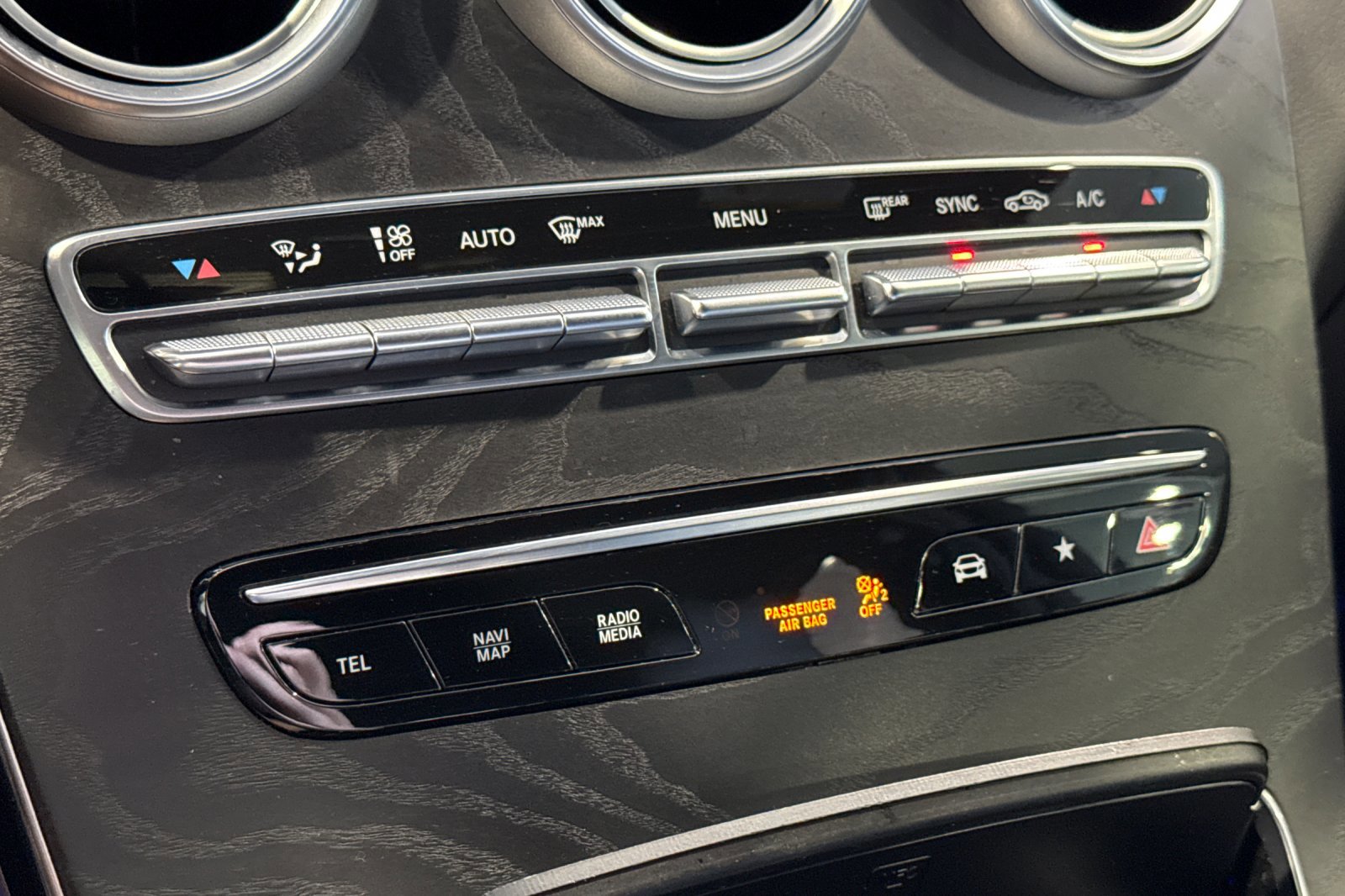 Certified 2023 Mercedes-Benz GLC 300 4MATIC Coupe image 20