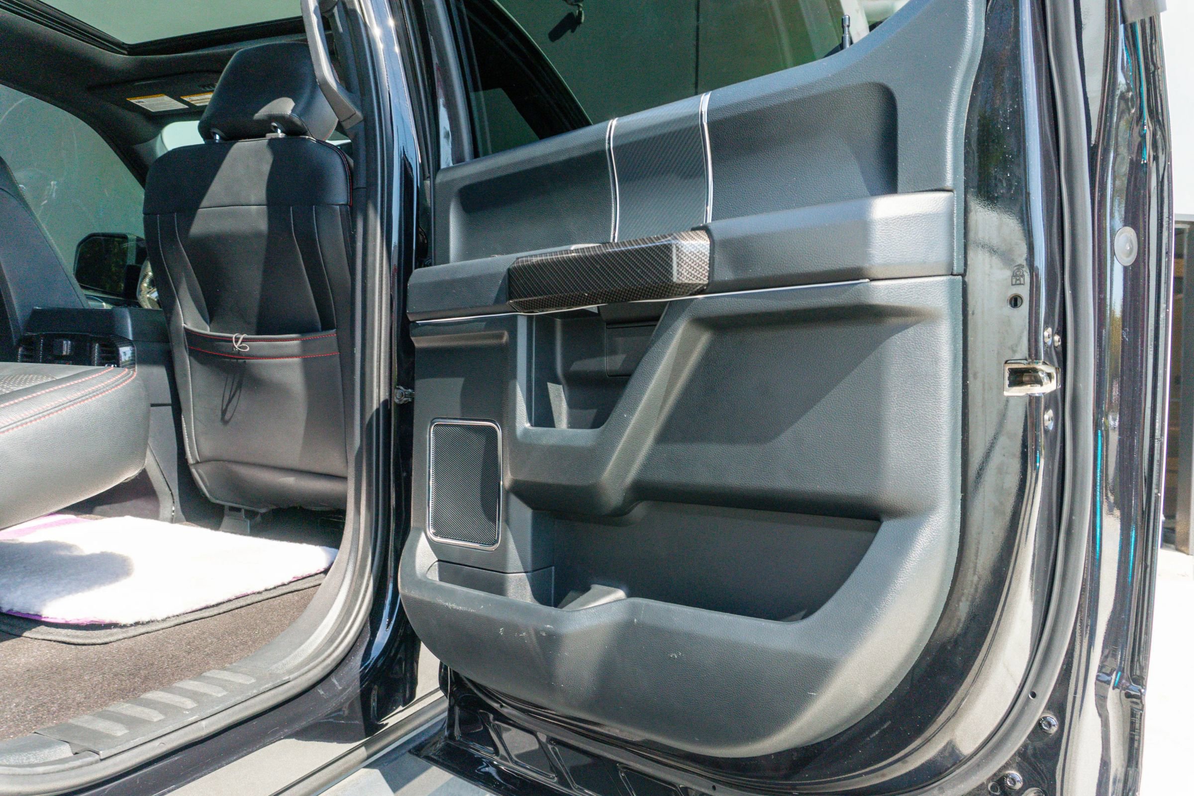 Used 2020 Ford F150 Lariat w/ Equipment Group 502A Luxury image 61