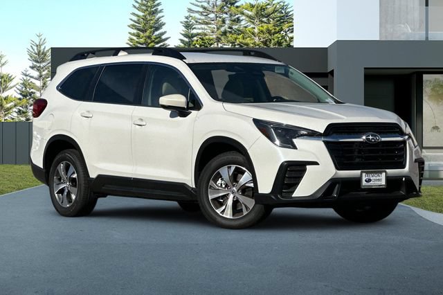 Certified 2025 Subaru Ascent Premium w/ Premium Package AWD/4WD image 2