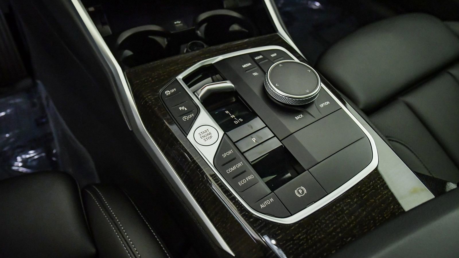 Certified 2023 BMW 330i Sedan w/ Driving Assistance Package image 20