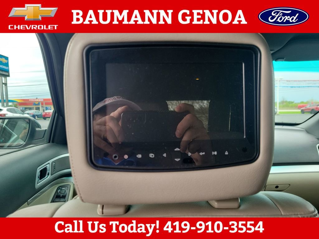 Used 2014 Ford Explorer XLT w/ Equipment Group 202A FWD image 2
