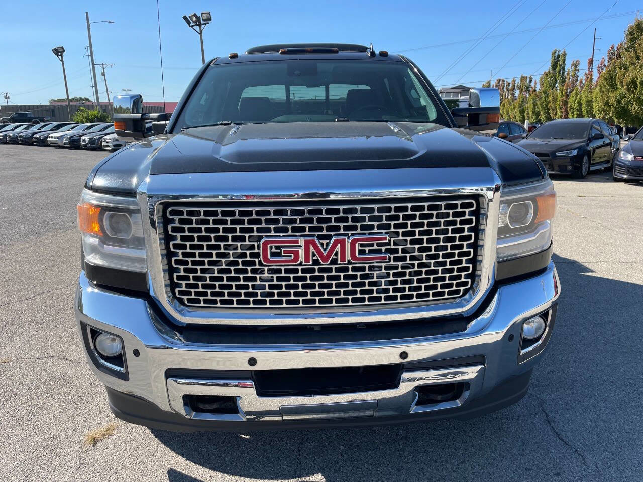 Used 2015 GMC Sierra 3500 Denali w/ Duramax Plus Package image 9