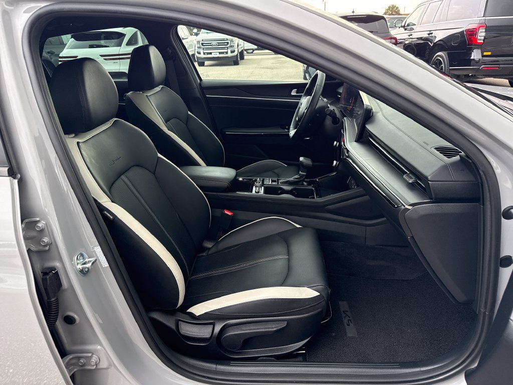 Used 2025 Kia K5 GT-Line w/ GT-Line Premium Package FWD image 26