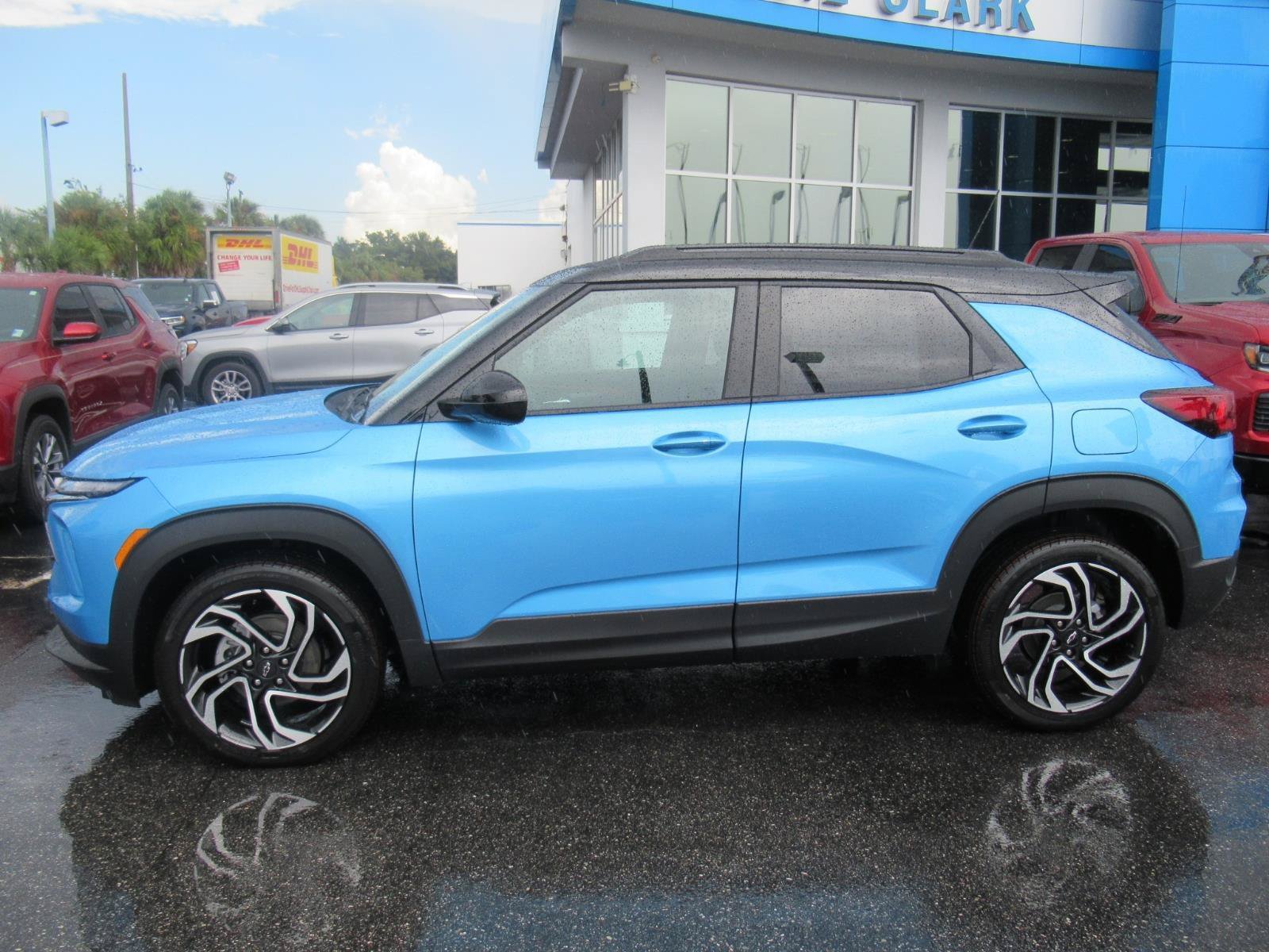 New 2026 Chevrolet TrailBlazer RS w/ Convenience Package FWD image 2