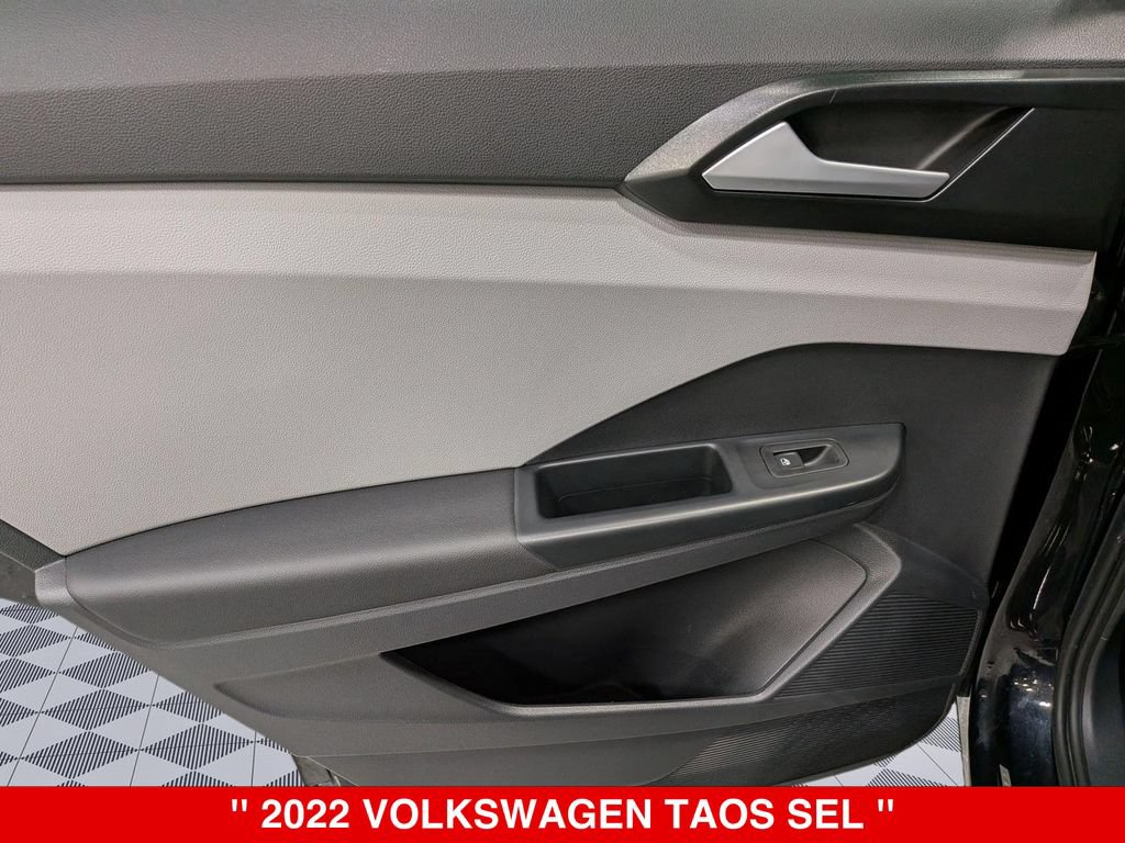 Used 2022 Volkswagen Taos SEL w/ Panoramic Sunroof Package AWD/4WD image 30