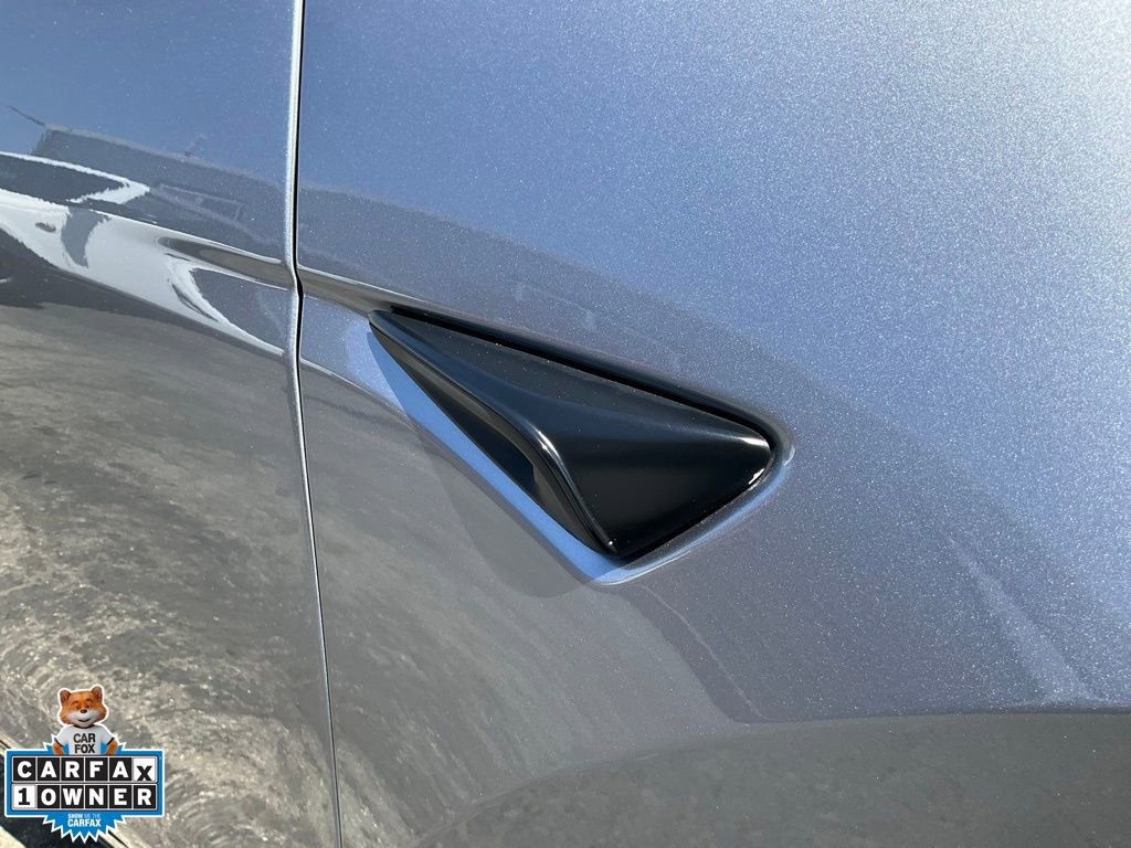 Used 2025 Tesla Model Y Long Range AWD/4WD image 81