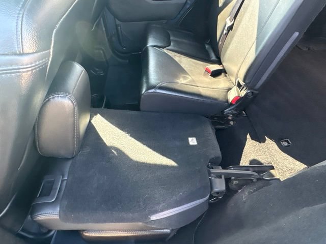 Used 2017 Jeep Wrangler Unlimited Sahara AWD/4WD image 32
