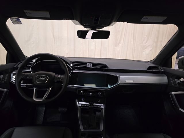 New 2025 Audi Q3 2.0T Premium w/ Convenience Plus Package image 31