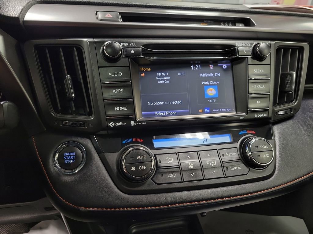 Used 2018 Toyota RAV4 SE w/ Power Extra Value Package image 14