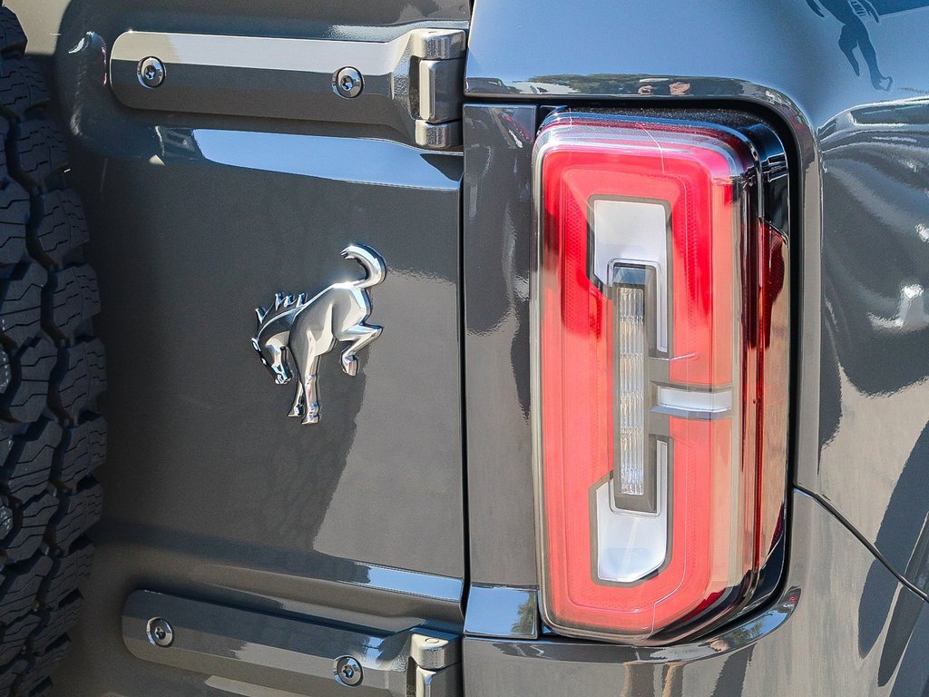 New 2025 Ford Bronco Outer Banks image 9