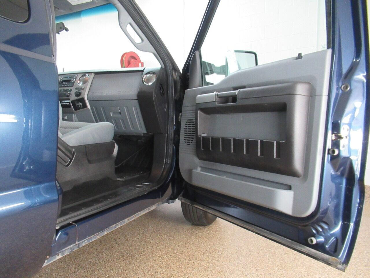 Used 2016 Ford F350 XLT w/ Advanced Security Group RWD image 15